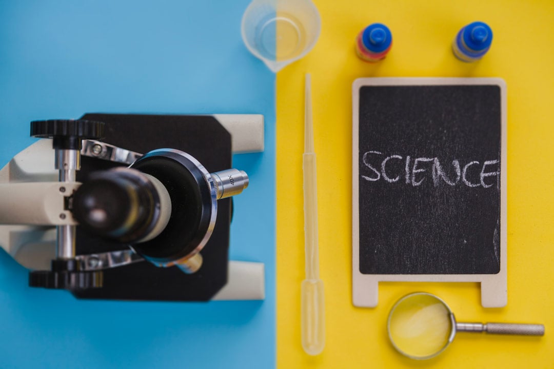 Microscope-next-to-a-sign-that-says-science
