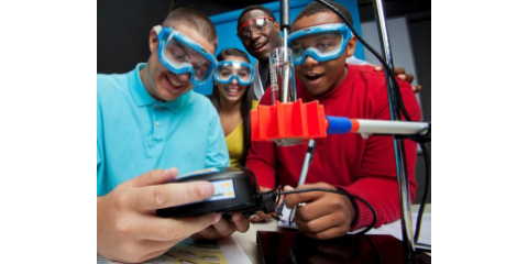 labmaster-students-wide-v1
